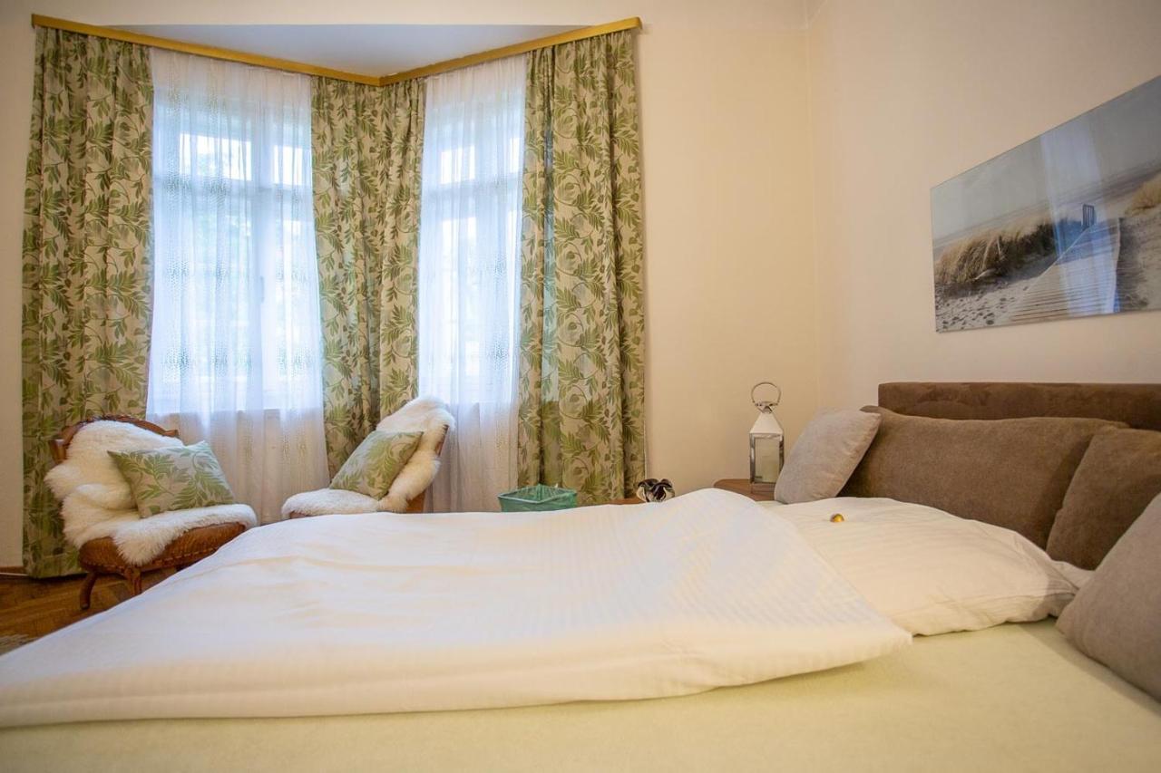 Huebsches Privatzimmer Mit Bad Perchtoldsdorf Eksteriør billede